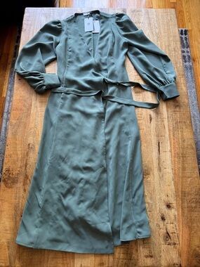 PT TORINO sage green long sleeve wrap maxi dress with puff sleeves belted small